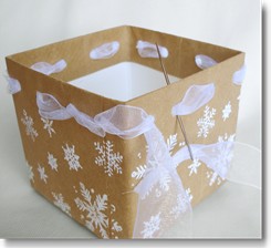 http://www.holiday-crafts-and-creations.com/images/gift_basket_making_ideas_milkstamp2.jpg